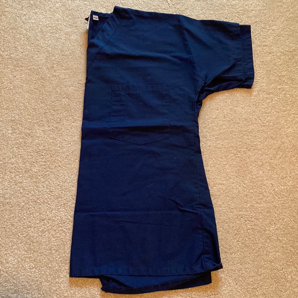 Scrub Zone navy blue scrub top